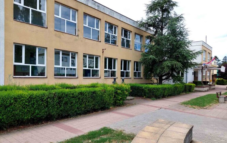 20230811_Uskoro_pocinje_rekonstrukcija_skole_u_Pecincima_v3-768x485